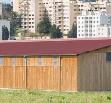 Hangar agricole à Saint-Paul-en-Jarez © Maxime Disy